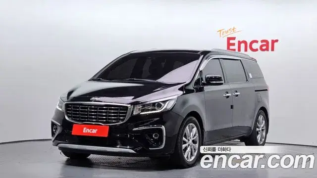 Kia Carnival 9-Seater Prstige 2020