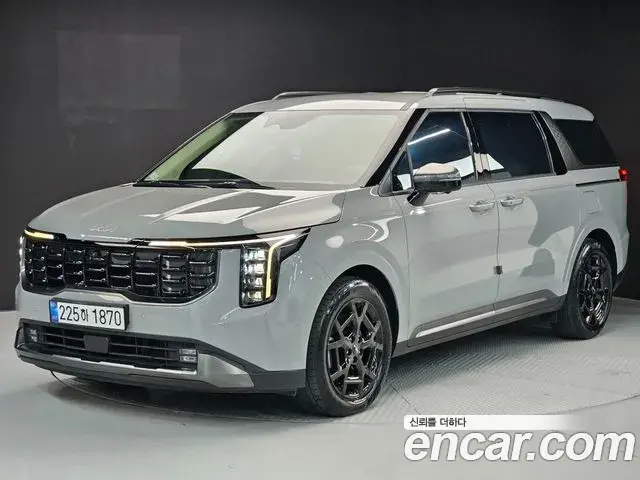 Kia Carnival Diesel 9-Seater Gravity 2025