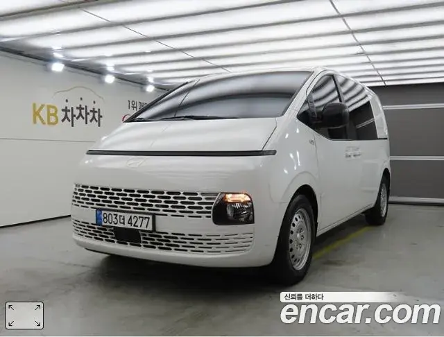 Hyundai Staria Cargo 5-Seater Smart 2024