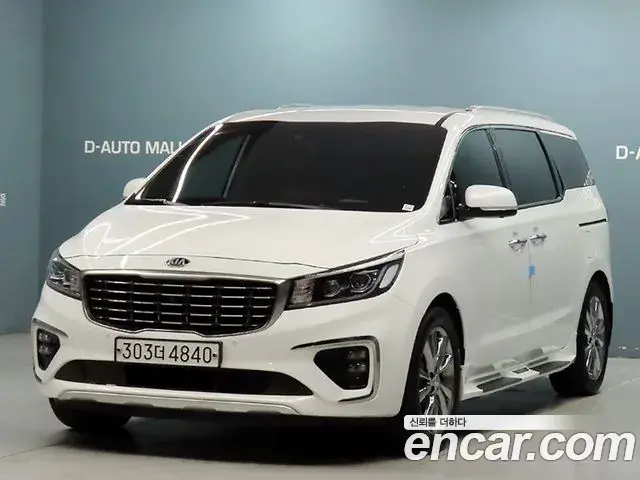 Kia Carnival Gasoline 7-Seater Limousine President 2020