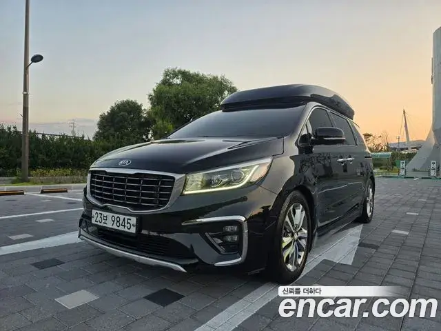 Kia Carnival 9-Seater Hi-Limousine Prestige Hiroof 2019