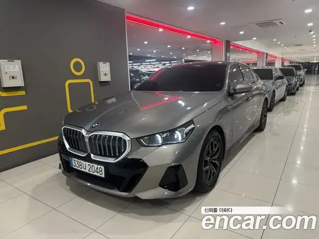 BMW 5-Series 520i M Sport 2025