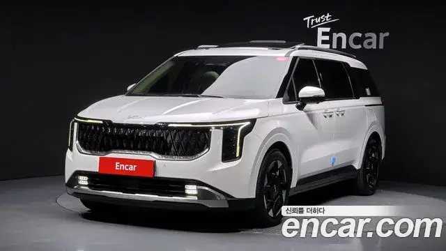 Kia Carnival Diesel 7-Seater Signature 2024