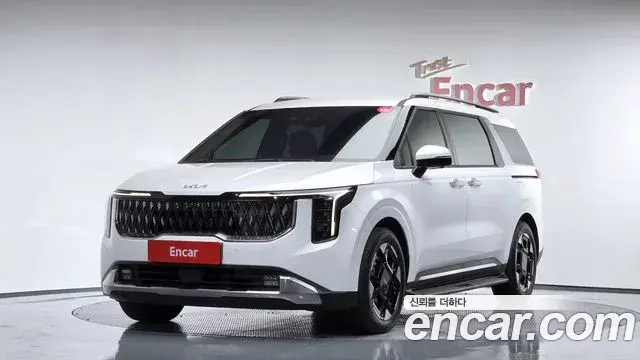 Kia Carnival Diesel 9-Seater Noblesse 2025