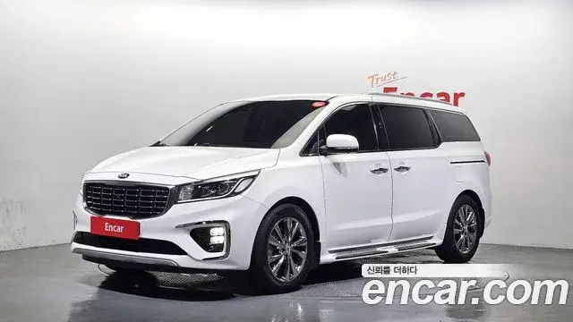 Kia Carnival 7-Seater Limousine President 2019
