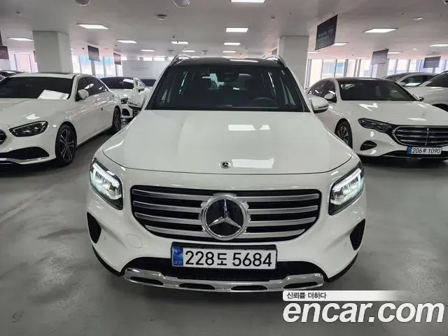 Mercedes-Benz GLB-Class GLB200 d 2025