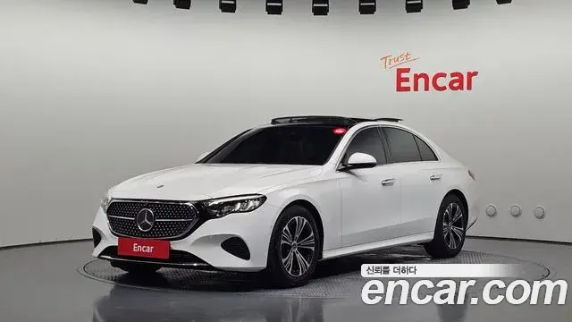 Mercedes-Benz E-Class E200 Avantgarde 2025