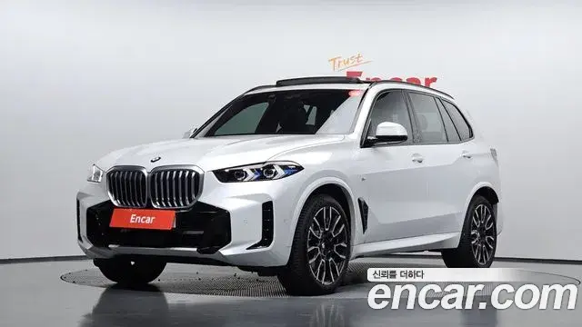BMW X5 xDrive 40i M Sport 2025