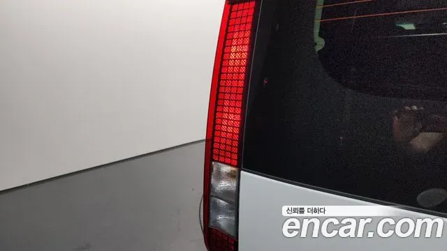 Hyundai Staria HEV 1.6 Cargo 5-Seater Modern 2024 — фото 23