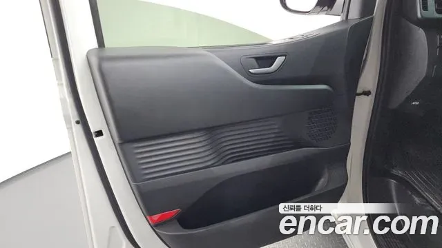 Hyundai Staria HEV 1.6 Cargo 5-Seater Modern 2024 — фото 25