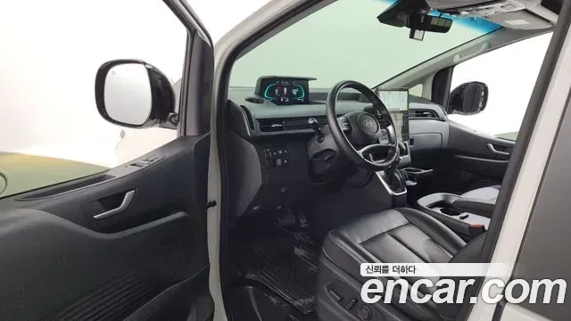 Hyundai Staria HEV 1.6 Cargo 5-Seater Modern 2024 — фото 10