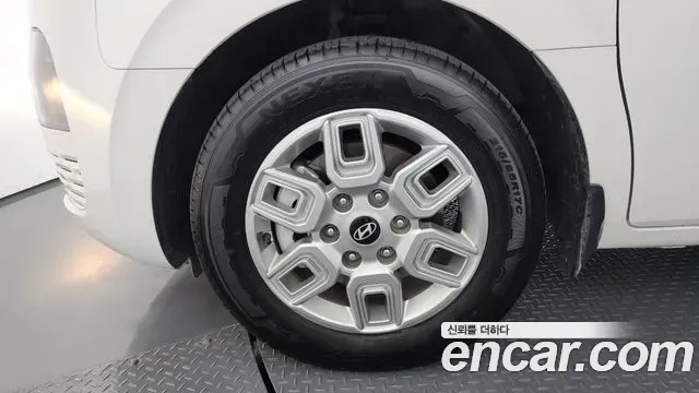 Hyundai Staria HEV 1.6 Cargo 5-Seater Modern 2024 — фото 5