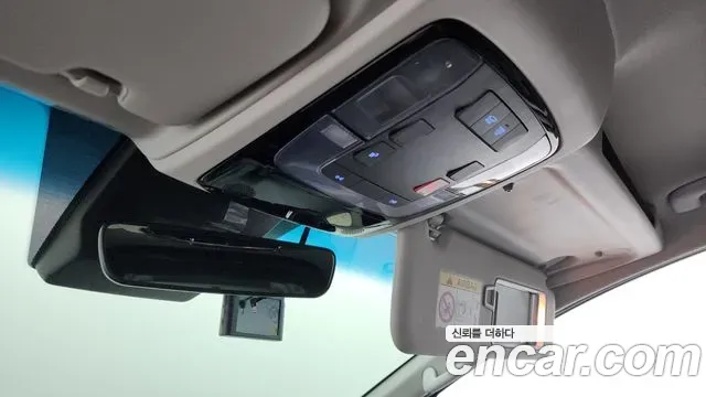 Hyundai Staria HEV 1.6 Cargo 5-Seater Modern 2024 — фото 27