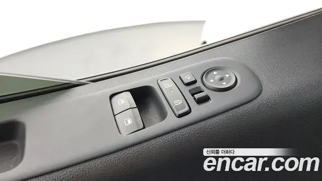 Hyundai Staria HEV 1.6 Cargo 5-Seater Modern 2024 — фото 30