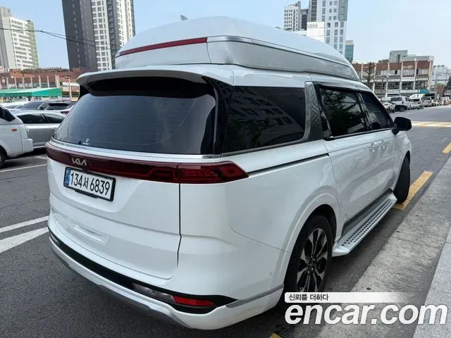 Kia Carnival Diesel 9-Seater Hi-Limousine Signature 2022 — фото 3