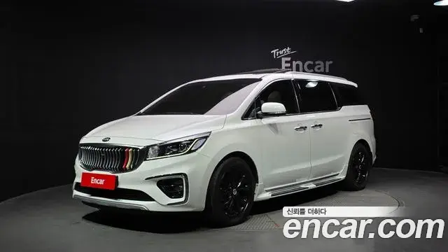 Kia Carnival 9-Seater Noblesse Special 2019