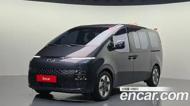 Hyundai Staria Tourer 11-Seater Modern 2023