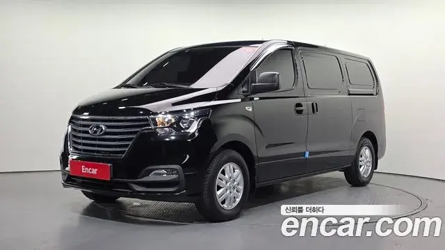 Hyundai Starex Van 3-Seater Smart 2020