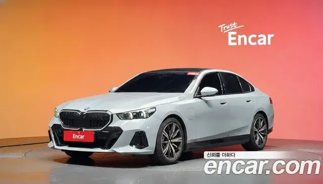 BMW 5-Series 530e M Sport 2025