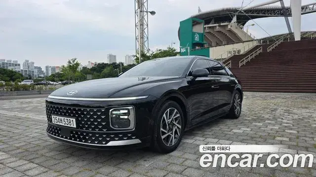 Hyundai Grandeur Exclusive 2023