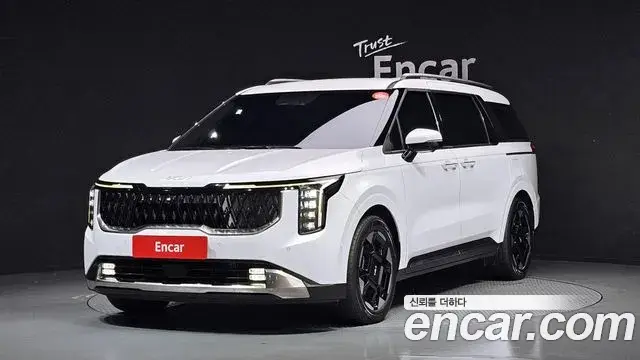 Kia Carnival Diesel 7-Seater Noblesse 2024