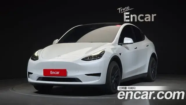 Tesla Model Y RWD 2024