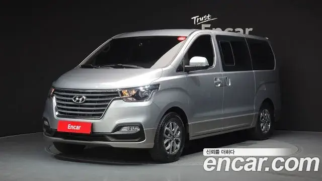 Hyundai Starex Urban 9-Seater Premium Spicial 2019