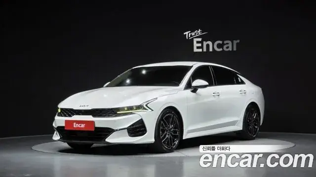 Kia K5 1.6 Turbo Signature 2023