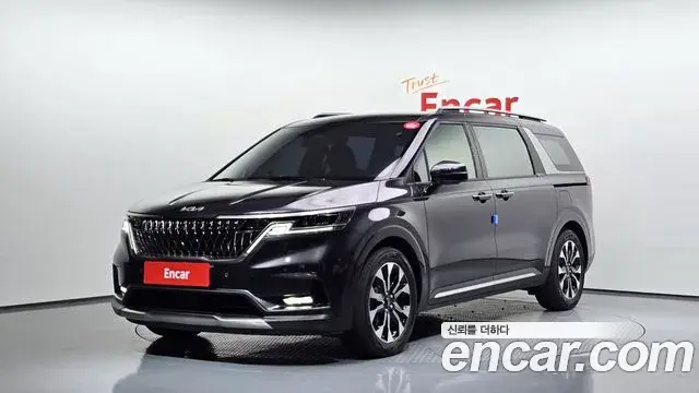 Kia Carnival Gasoline 9-Seater Signature 2023