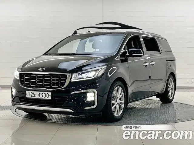 Kia Carnival 9-Seater Prstige 2019