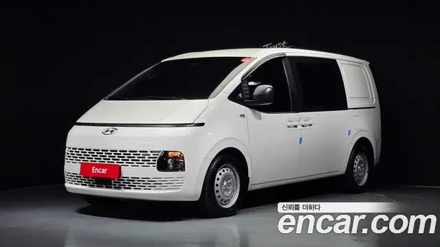 Hyundai Staria Cargo 5-Seater Smart 2022