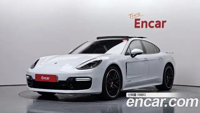 Porsche Panamera 4.0 GTS 2020