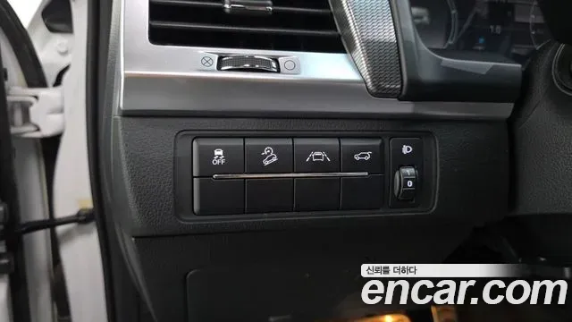 SsangYong Rexton Diesel 2.2 4WD The Black 2021 — фото 30