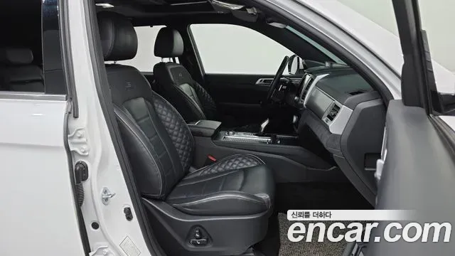 SsangYong Rexton Diesel 2.2 4WD The Black 2021 — фото 26