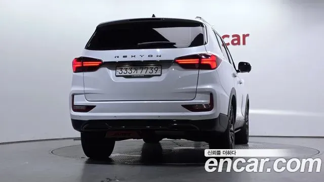 SsangYong Rexton Diesel 2.2 4WD The Black 2021 — фото 4