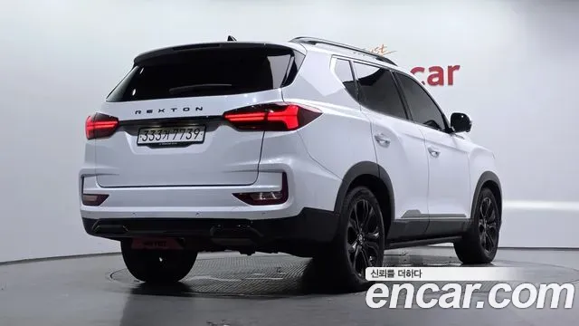 SsangYong Rexton Diesel 2.2 4WD The Black 2021 — фото 2