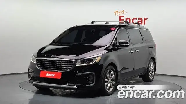 Kia Carnival 9-Seater Noblesse 2019