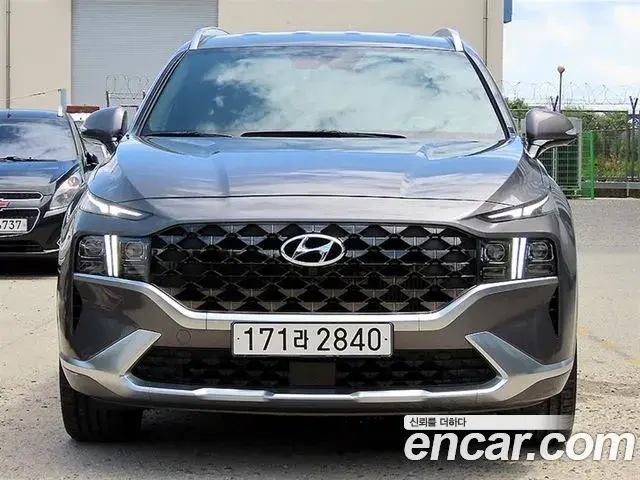 Hyundai Santa Fe Diesel 2.2 2WD Calligraphy 2021