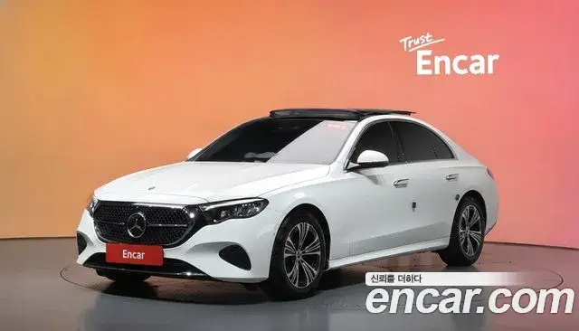 Mercedes-Benz E-Class E200 Avantgarde 2024