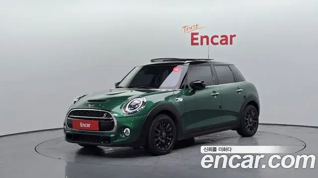 Mini Cooper 5Door Standard 3rd 2019