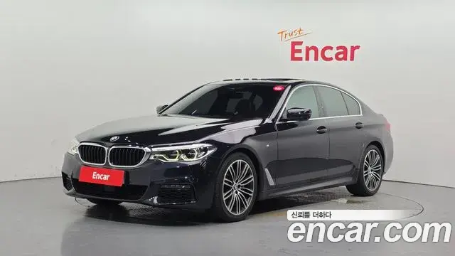 BMW 5-Series 530i M Sport Package Plus 2020