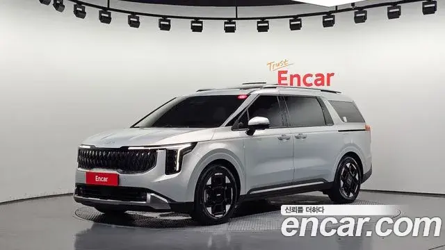 Kia Carnival Diesel 7-Seater Signature 2024