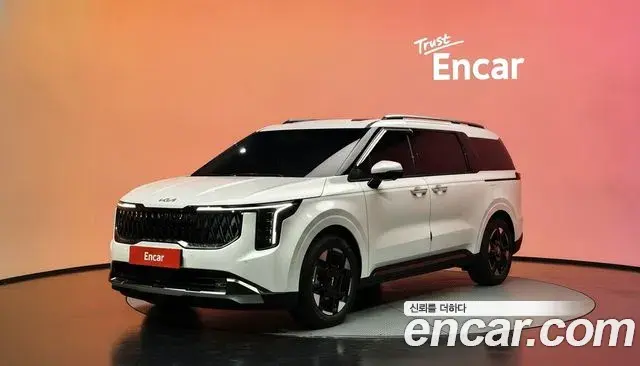 Kia Carnival HEV 9seater Signature 2024