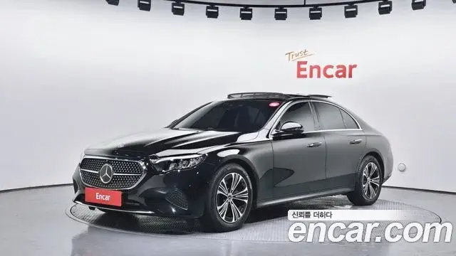 Mercedes-Benz E-Class E200 Avantgarde 2024