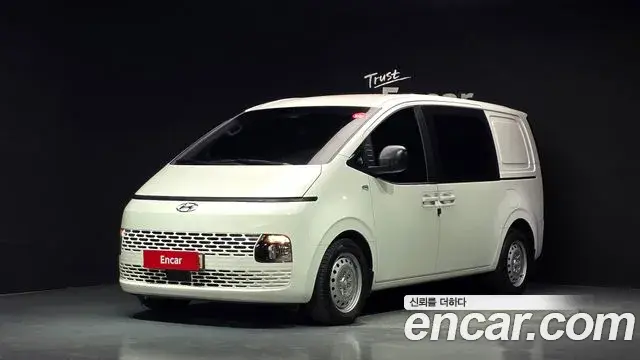 Hyundai Staria Cargo 5-Seater Smart 2022