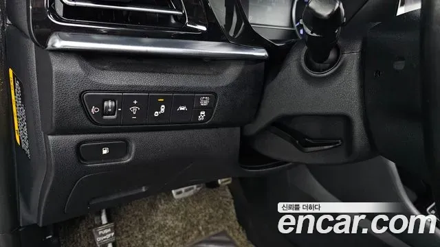 Kia Niro 1.6 HEV Noblesse 2019 — фото 17