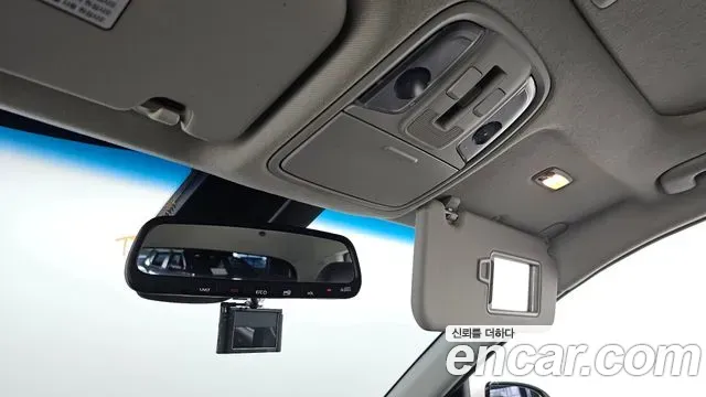 Kia Niro 1.6 HEV Noblesse 2019 — фото 16