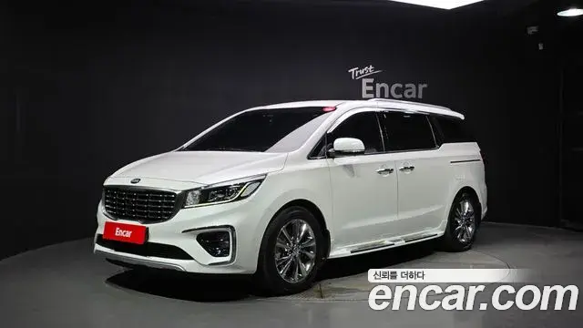 Kia Carnival Gasoline 7-Seater Limousine President 2019