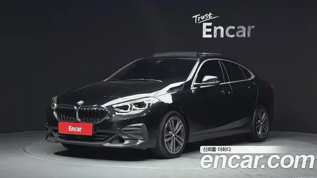 BMW 2-Series 220i Advantage 2021
