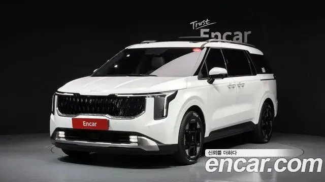 Kia Carnival HEV 9seater Signature 2025